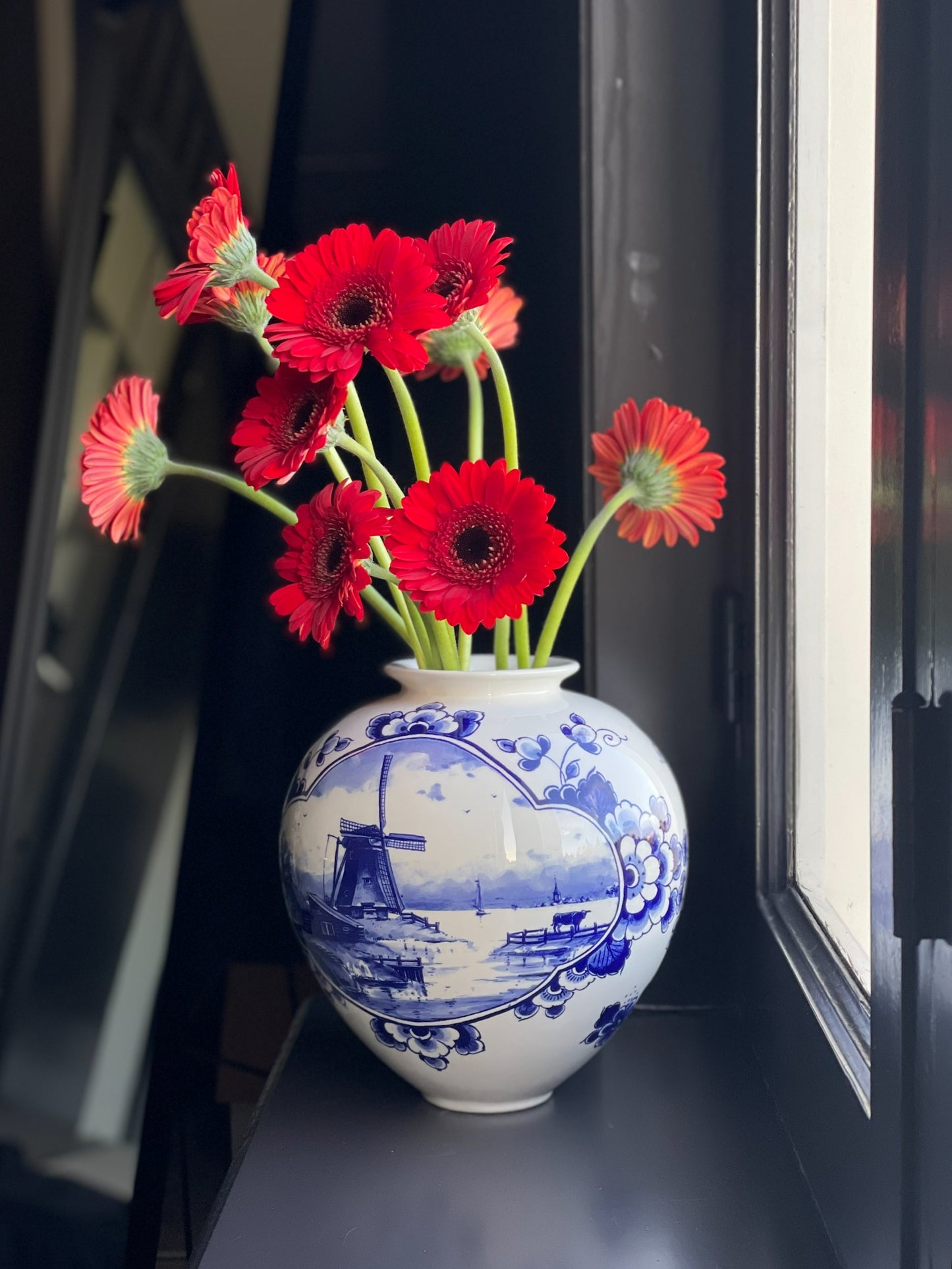 Bolvaas groot - vaas Delfts blauw- Molen - 20 cm