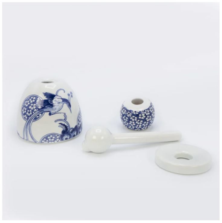 Proud Mary - Flower Peacocks - Royal Delft - 17 cm